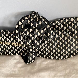 Fun Tory Burch sandals. Never worn. Patent leather in new condition.